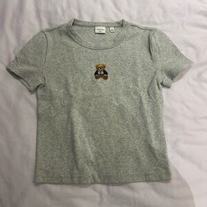 Aritzia Gray Tee with Bear Design